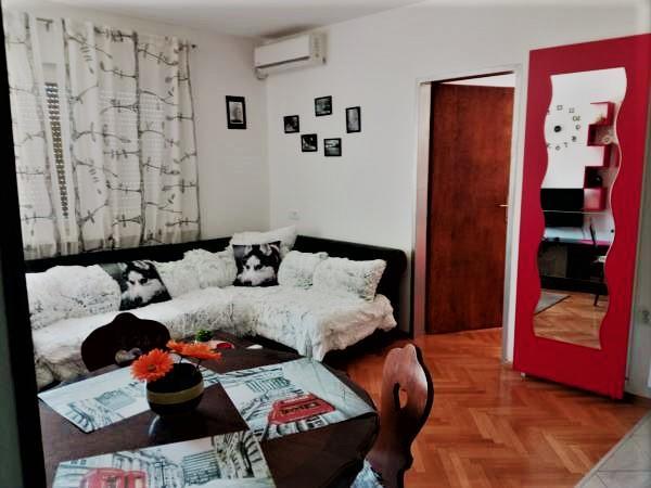 Apartment Tea Cetinje Eksteriør bilde